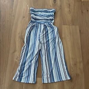 Derek Heart S Strapless Blue & White Striped Midi/Capri Jumpsuit. Adorable!